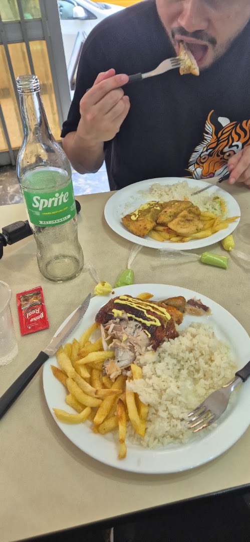 RESTAURANTE LOS AMIGOS — foto 3